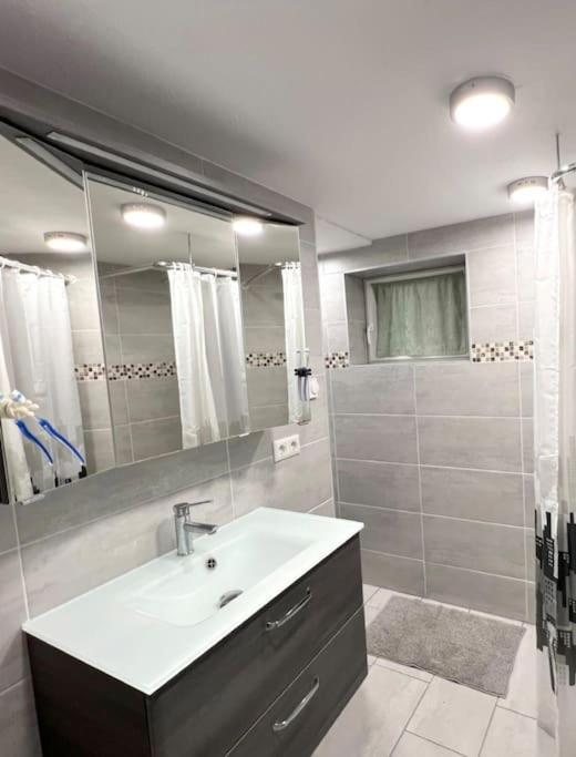 טהאור Wohnung Mit Stil Im Herzen Tirols מראה חיצוני תמונה