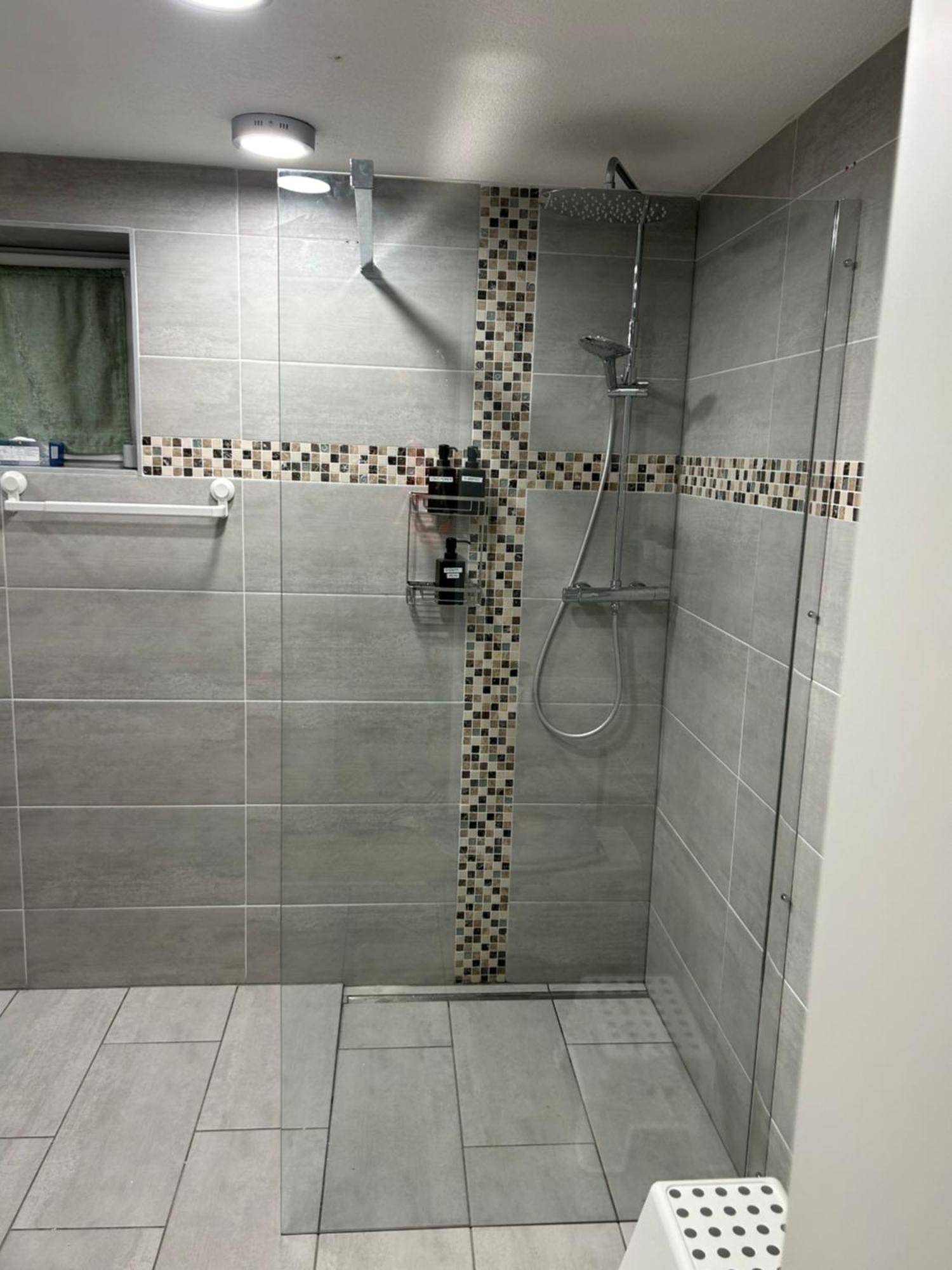 טהאור Wohnung Mit Stil Im Herzen Tirols מראה חיצוני תמונה